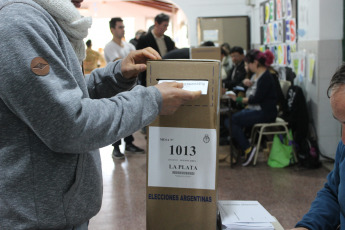 BUENOS AIRES, ARGENTINA.- En la foto tomada hoy 27 de octiubre de 2019, desde las 8 de la mañana se vota en toda la Argentina para elegir el próximo presidente. Los candidatos aún no emitieron su voto.