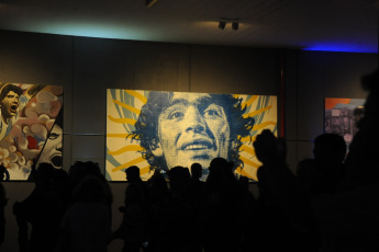 La Plata, Argentina.- En las fotos tomadas el 10 de noviembre del 2022, muestra Garage de Arte Corazón Maradona, una muestra que fue inaugurada en el Estadio Único de La Plata, en homenaje al "10" y fue realizada por artistas bonaerenses.