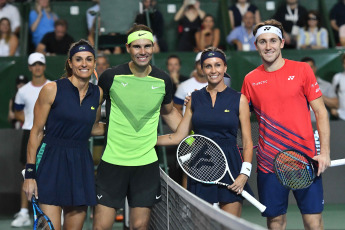 Buenos Aires, Argentina.- In the photos taken on November 23, 2022, the Spanish Rafael Nadal (2nd left), a tennis legend with a collection of 22 Grand Slam titles, animated an exhibition match against the "top ten" Norwegian Casper Ruud in front of 15,000 people at the Arena Parque Roca in the Buenos Aires neighborhood of Villa Soldati. Nadal beat Ruud 7-6 (8) and 6-2.