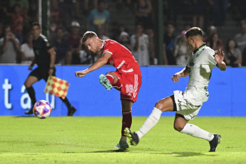 Junín, Argentina.- En las fotos tomadas el 19 de marzo del 2023, durante el encuentro entre River Plate y Sarmiento por la Liga Profesional en el Estadio Eva Perón. El equipo de Martín Demichelis alcanzó la cima de la Liga Profesional con su victoria 2-0 ante Sarmiento.