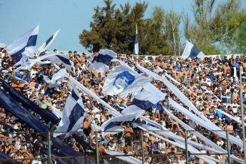 La Plata, Argentina.- En las fotos tomadas el 19 de marzo del 2023, durante el encuentro entre Gimnasia y Esgrima La Plata y Estudiantes de La Plata en el Estadio Juan Carmelo Zerillo, por la Liga Profesional Argentina. Gimnasia y Esgrima hizo historia ante Estudiantes, le ganó por 2 a 1 tras empezar perdiendo y se quedó con el clásico después de 13 años.