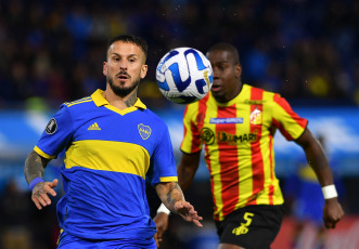 Buenos Aires, Argentina.- En las fotos tomadas el 18 de abril del 2023, durante el encuentro entre Boca Juniors y Deportivo Pereira por la fecha 2 del Grupo F de la Copa Libertadores 2023 en el estadio Alberto J. Armando, la ‘Bombonera’ de Buenos Aires. Boca venció 2-1 al equipo de Pereira, con goles de Luis Advíncula y Alan Varela. El club argentino remontó sobre el final del partido y logró su primer triunfo en el torneo de Conmebol.