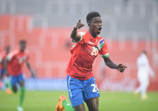 Mendoza, Argentina.- En las fotos tomadas el 22 de mayo del 2023, durante el partido entre Gambia y Honduras en el Mundial Sub-20 de Argentina en el estadio Malvinas Argentinas de Mendoza. La Selección de fútbol Sub-20 de Gambia, con un doblete de Adama Bojang, derrotó este lunes por 2-1 a Honduras, que se vio superada físicamente en la primera jornada del Grupo F del Mundial Sub-20 de Argentina 2023.