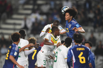 La Plata, Argentina.- En las fotos tomadas el 21 de mayo del 2023, durante el partido entre Japón y Senegal en un partido por el Grupo C del Mundial Sub-20 que se celebra en Argentina en el estadio Diego Armando Maradona. Japón derrotó este domingo 1 a 0 Senegal, con un tanto de Kuryu Matsuki a los 15 minutos del primer tiempo.