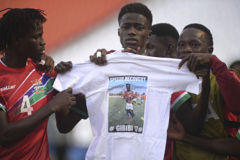 Mendoza, Argentina.- En las fotos tomadas el 22 de mayo del 2023, durante el partido entre Gambia y Honduras en el Mundial Sub-20 de Argentina en el estadio Malvinas Argentinas de Mendoza. La Selección de fútbol Sub-20 de Gambia, con un doblete de Adama Bojang, derrotó este lunes por 2-1 a Honduras, que se vio superada físicamente en la primera jornada del Grupo F del Mundial Sub-20 de Argentina 2023.