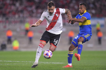 Buenos Aires, Argentina.- En las fotos tomadas el 7 de mayo del 2023, durante el partido entre River Plate y Boca Juniors por la fecha 15 de la Liga Profesional de Fútbol, en el Monumental ante más de 83 mil personas. River se impuso por 1 a 0 a un gol de Miguel Borja y sigue firme en lo más alto de la Liga Profesional con 37 unidades, sacándole 19 puntos a su clásico rival.