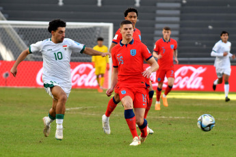 La Plata, Argentina.- En las fotos tomadas el 28 de mayo del 2023, durante el partido entre Irak e Inglaterra por la Jornada 3 de la Fase de Grupos del Mundial Sub-20 en el estadio Diego Armando Maradona. Irak e Inglaterra igualaron 0-0, consolidando a los ingleses como líderes (con 7 puntos), mientras que los iraquíes quedaron eliminados.