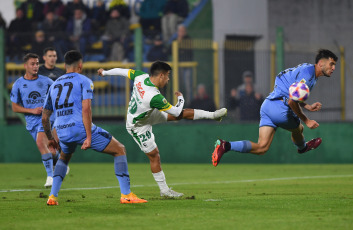 Buenos Aires, Argentina.- In the photos taken on June 13, 2023, during the match between Defensa y Justicia and Belgrano on the 20th date. of the Professional Football League at the Norberto Tomaghello stadium by Florencio Varela. Defensa y Justicia, with goals from Nicolás Fernández (PT 18m) and Juan Miritello (ST 45+3m), defeated Belgrano de Córdoba, 2-0.