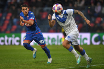 Buenos Aires, Argentina.- In the photos taken on June 22, 2023, during the match between Tigre and Vélez for matchday 21 of the Argentine Professional League at the Monumental Stadium in Victoria. Tigre beat Vélez 2-1 at home. On the next date, Tigre will face Defensa y Justicia, while Vélez will have Arsenal as a rival.