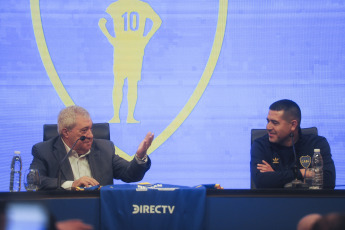 Buenos Aires, Argentina.- In the photos taken on June 14, 2023, Juan Román Riquelme spoke at a press conference and confirmed that his tribute match will be on Sunday, June 25, at La Bombonera, before a crowd of Boca fans who they will fire him. “He is going to play on the most beautiful field in the world, with the most beautiful fans in the world,” said Román.