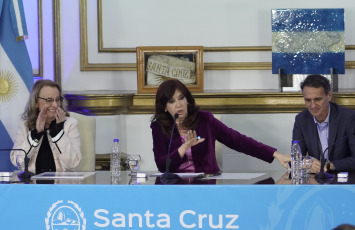 Santa Cruz, Argentina.- In the photos taken on June 15, 2023, the vice president, Cristina Kirchner (photo), in a press conference during an official visit to the province of Santa Cruz. The vice president, launched harsh questions to the sector that represents the head of state for the closure of alliances, "When one has responsibility for the Government, the responsibility is that there is as little conflict as possible", in addition, she again requested a dialogue between all the forces policies to negotiate with the IMF.