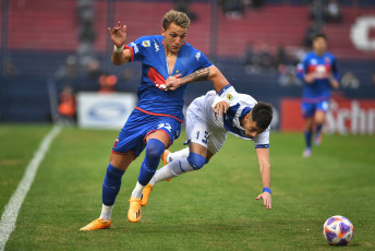 Buenos Aires, Argentina.- In the photos taken on June 22, 2023, during the match between Tigre and Vélez for matchday 21 of the Argentine Professional League at the Monumental Stadium in Victoria. Tigre beat Vélez 2-1 at home. On the next date, Tigre will face Defensa y Justicia, while Vélez will have Arsenal as a rival.