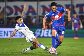 Buenos Aires, Argentina.- In the photos taken on June 22, 2023, during the match between Tigre and Vélez for matchday 21 of the Argentine Professional League at the Monumental Stadium in Victoria. Tigre beat Vélez 2-1 at home. On the next date, Tigre will face Defensa y Justicia, while Vélez will have Arsenal as a rival.