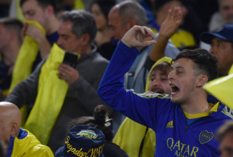 Buenos Aires, Argentina.- En las fotos tomadas el 6 de junio del 2023, durante el partido entre Boca Juniors y Colo-Colo por la jornada 5 el Grupo F disputado en el estadio la Bombonera. Boca, clasificó a los octavos de final de la Copa Libertadores 2023 al derrotar al Colo Colo por 1-0, con gol de Marcelo Weigandt (55).