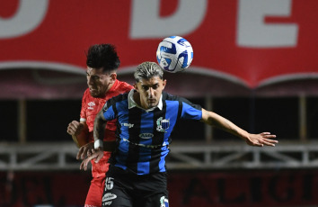 La Plata, Argentina.- En las fotos tomadas el 7 de junio del 2023, durante el partido entre Argentinos Juniors y Liverpool de Uruguay en el Estadio Diego Armando Maradona. Argentinos Juniors derrotó 2-1 como local a Liverpool de Uruguay y clasificó a los octavos de final de la Copa Libertadores de América.