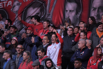 Buenos Aires, Argentina.- En las fotos tomadas el 6 de julio del 2024, durante la Asamblea de Representantes del Club Independiente, donde Néstor Grindetti fue elegido como presidente y ocupará el cargo hasta 2026. La Asamblea determinó que el dirigente de 68 años, que también es precandidato a Gobernador de la Provincia de Buenos Aires por el espacio Juntos por el Cambio, en la lista que encabeza Patricia Bullrich, seguirá desempeñándose en el cargo que ocupaba de forma provisoria.