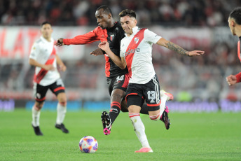 Buenos Aires, Argentina.- In the photos taken on July 5, 2023, during the match between River Plate and Colón at the Monumental by the Argentine Professional League. River Plate beat Colón 2-0 and took an 11-point difference over their escort, San Lorenzo. With goals from Nicolás De La Cruz and Lucas Beltrán, River reached 53 units.