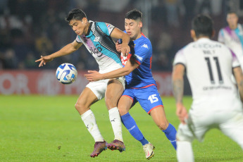 Buenos Aires, Argentina.- In the photos taken on July 20, 2023, during the match between Libertad and Tigre for the Copa Sudamericana at the José Dellagiovanna Stadium, located in San Fernando, Province of Buenos Aires. With a goal from Alexander Barboza, Libertad beat Tigre 1-0, in the second leg of the 2023 Copa Sudamericana playoffs. With this result, the Paraguayan team advanced to the next stage of the continental tournament.