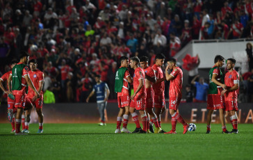 Buenos Aires, Argentina.- En las fotos tomadas el 1 de agosto del 2023, durante el partido entre Argentinos Juniors y Fluminense de Brasil en un encuentro de ida de los octavos de final de la Copa Libertadores de América en el estadio Diego Armando Maradona. El duelo terminó 1-1, por lo que se definirá en Río de Janeiro el martes que viene.