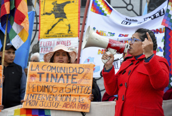 Buenos Aires, Argentina.- In the photos taken on August 9, 2023, representatives of 400 indigenous communities continue camping in front of the Supreme Court of Justice awaiting the ruling on the violence in Jujuy. Less than a week before the Open, Simultaneous and Mandatory Primary (Paso) elections, indigenous people from Argentina demand that the reform of Jujuy's Magna Carta imposed by Governor Gerardo Morales be declared unconstitutional.