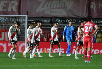 Buenos Aires, Argentina.- In the photos taken on August 20, 2023, during the match between Argentinos Juniors and River Plate for the first date of the Professional League Cup. Argentinos Juniors defeated the last Argentine football champion 3-2. Marco Di Cesare's decisive goals and a brace from Luciano Gondou ensured the victory for the locals in this confrontation.