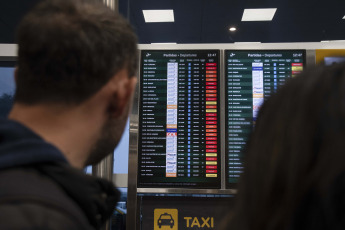 Buenos Aires, Argentina.- In the photos taken on August 17, 2023, it shows the Jorge Newbery Airport in the midst of flight delays due to the intense storm that affected the city of Buenos Aires and its surroundings. There were more than 80 delayed flights and twenty cancellations. In addition, as officially reported, other planes were diverted to alternative airports due to the impossibility of landing due to the storm.