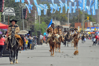 Jujuy, Argentina.- In the photos taken on August 23, 2023, during the commemoration of the Jujeño Exodus of 1812 with acts that exalted the heroism of its people. The date commemorates the actions of the people of Jujuy who received the order to abandon their homes, their belongings and leave the enemy scorched earth.