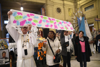 Buenos Aires, Argentina.- In photos taken on September 26, 2023, the Archbishop of Buenos Aires, Monsignor Jorge García Cuerva, celebrated a mass in Plaza Constitución in solidarity with the victims of human trafficking, with the motto "For a society without slaves or excluded". It is a traditional celebration that has been going on for 16 consecutive years and was initially promoted by the then Buenos Aires archbishop Jorge Bergoglio, today Pope Francis.