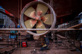 Mar del Plata, Argentina.- Imagenes del 12 de septiembre de 2023. La Industria Naval conmemora su día recordando un decreto del ex Presidente de la Nación Arturo Frondizi buscando el impulso de la industria junto a la actividad pesquera y el transporte de cargas.