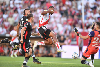 Buenos Aires, Argentina.- In the photos taken on November 26, 2023, during the match between River Plate and Instituto at the Libertadores de América stadium in the first phase of the Professional League Cup. River tied without goals against Instituto and came in second place in Zone A.