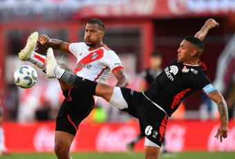 Buenos Aires, Argentina.- In the photos taken on November 26, 2023, during the match between River Plate and Instituto at the Libertadores de América stadium in the first phase of the Professional League Cup. River tied without goals against Instituto and came in second place in Zone A.