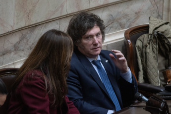 Buenos Aires, Argentina.- En las fotos tomadas el 2 de noviembre del 2023, la Asamblea Legislativa deliberaba para proclamar formalmente las fórmulas encabezadas por el ministro de Economía y candidato presidencial de Unión por la Patria (UxP), Sergio Massa, y el postulante de La Libertad Avanza (LLA), Javier Milei (foto), -ambos presentes en el recinto- que competirán el domingo 19 de noviembre en el balotaje para definir quién será el nuevo jefe de Estado desde el 10 de diciembre, según lo establecido por la Constitución Nacional.