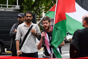 Buenos Aires, Argentina.- In the photos taken on November 29, 2023, Argentines participate in a flag-waving in support of Palestine at the Chancellery of Buenos Aires, to make visible what is happening in the Gaza Strip and also commemorate the International Day of Solidarity with the People of Palestine.