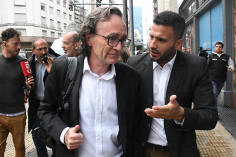 Buenos Aires, Argentina.- En las fotos tomadas el 6 de diciembre del 2023, Osvaldo Giordano (izquierda) conducirá la Administración Nacional de la Seguridad Social (ANSES). El presidente electo, Javier Milei, continúa con el armado de su gabinete, con la transición para un nuevo gobierno en marcha. Milei, delinea lo que será su gestión, el paquete de leyes para la reforma del Estado y sigue completando su Gabinete de cara al 10 de diciembre.