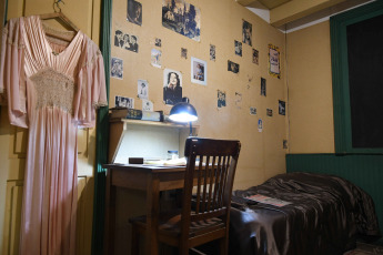 Buenos Aires, Argentina.- En las fotos tomadas el 25 de enero del 2024, muestra el Centro Ana Frank Argentina, que cumple su 15° aniversario. Menno Metselaar, miembro del equipo de la Anne Frank House de Ámsterdam, compartió que el centro Buenos Aires, se reinaugurará el próximo 12 de junio, día del nacimiento de la niña alemana de ascendencia judía en 1929, con la presentación de la renovación del museo.