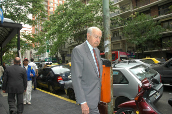 (File) Buenos Aires, Argentina.- This Wednesday (3) Juan Alemann, economist, journalist and former Secretary of the Treasury in the economic cabinet of José Alfredo Martínez de Hoz, died at the age of 96, during the last military dictatorship. Together with his brother Roberto - who died in 2020 - they ran the Argentinisches Tageblatt, the only newspaper written in German published in the country, recognized for its anti-Nazi positions during World War II.