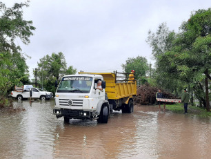 Corrientes, Argentina.- En las fotos tomadas el 15 de enero del 2024, muestra las zonas afectadas por las lluvias e inundaciones en la provincia argentina de Corrientes. La zona central de la provincia de Corrientes se vio afectada por fuertes lluvias, con precipitaciones acumuladas por unos 550 milímetros, que provocó el desborde de los ríos Santa Lucía y Corrientes, afectando a la producción ganadera, arrocera y tabacalera que la región.