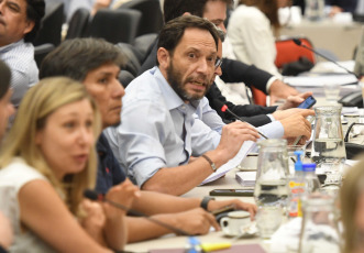 Buenos Aires, Argentina.- En las fotos tomadas el 23 de enero del 2024, el diputado Maximiliano Ferraro. Arrancó el debate en el plenario de comisiones de Diputados por el proyecto de Ley de Bases, que propone cambios significativos en la regulación económica y las facultades del Gobierno.