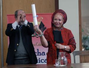 Buenos Aires, Argentina.- En la foto de archivo, la senadora colombiana Piedad Córdoba. Conocida por su trabajo en la liberación de secuestrados por la guerrilla de las FARC, murió hoy a los 68 años. La abogada, nacida el 25 de enero de 1955 en Medellín, facilitó la liberación de más de 30 rehenes de las entonces Fuerzas Armadas Revolucionarias de Colombia y fue una destacada militante social.