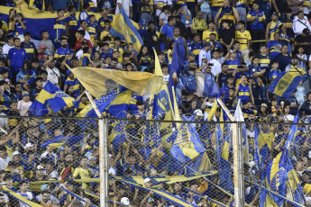 Salta- En la foto del 13 de enero de 2024, el amistoso en Salta Gimnasia y Tiro (S) y Boca Juniors Diego Martinez en su debut como entrenador del del Xeneize. Boca venció 1 a 0 Gimnasia y Tiro en Salta, en un amistoso que marcó el debut de Diego Martínez como técnico del Xeneize. El único gol fue obra de Ezequiel Bullaude, a los ocho minutos de partido.