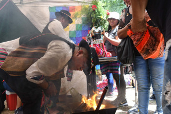 Buenos Aires, Argentina.- En la foto de archivo, la Fiesta de la Alasita, la tradicional celebración aymara que en la ciudad boliviana de La Paz se prolonga durante tres semanas, se realizará mañana en diferentes puntos del Gran Buenos Aires mientras que la que tiene lugar cada año en el Parque Indoamericano fue reprogramada para el próximo domingo atento al paro general convocado en rechazo a las políticas de Javier Milei.