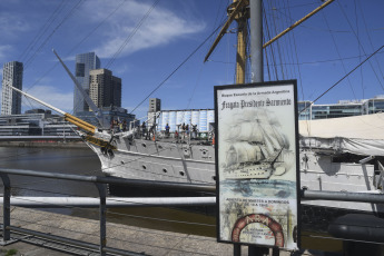 Buenos Aires.- In the photo taken on January 11, 2024, the Frigate Sarmiento in the port of Buenos Aires. With three classes of the Argentine Naval Military School on board, 125 years ago, the first training trip of the ARA Presidente Sarmiento, an innovative and modern training ship that radically changed naval training in the country, Currently, it continues with this mission from Dike III of Puerto Madero, where it works as a Museum Ship.