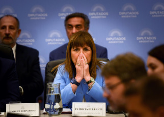 Buenos Aires.- En la foto tomada el 10 de enero de 2024, la Ministra de seguridad Patricia Bullrich expone en el Congreso por el debate de la ley ómnibus.