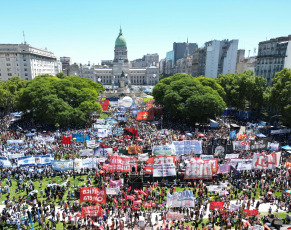 Buenos Aires, Argentina.- En la foto tomada el 24 de enero de 2024, vista de las distintas calles de Buenos Aires durante el paro general contra el DNU y la ley de bases del presidente Javier Milei.