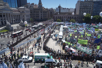 Buenos Aires, Argentina.- En la foto tomada el 24 de enero de 2024, vista de las distintas calles de Buenos Aires durante el paro general contra el DNU y la ley de bases del presidente Javier Milei.