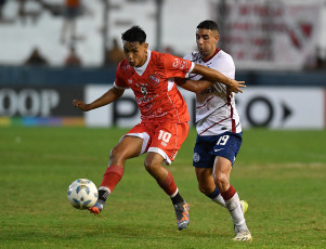 Buenos Aires, Argentina.- En las fotos tomadas el 28 de febrero del 2024, durante el partido entre San Lorenzo e Independiente de Chivilcoy en el estadio Centenario de Quilmes. San Lorenzo venció 1-0 a Independiente de Chivilcoy y avanzó a los 16avos de final de la Copa Argentina. Con un gol de Cristian Tarragona, a los 15 minutos del complemento.