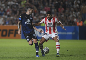 Mendoza, Argentina.- En las fotos tomadas el 15 de febrero del 2024, durante el partido entre Independiente Rivadavia de Mendoza e Instituto de Cordoba, en un partido válido por la quinta fecha de la Zona B de la Copa de la Liga Profesional en el estadio Bautista Gargantini. Instituto de Córdoba logró una victoria como visitante ante Independiente Rivadavia de Mendoza por 2 a 0 y alcanzó a River Plate en la punta de la Zona A de la Copa de la Liga.