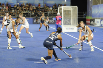 Santiago del Estero, Argentina - In the photo taken on February 16, 2024, at the Provincial Hockey Stadium in the city of Santiago del Estero, the Argentine women's national team, Las Leonas, faced their German counterparts in a new date of the competition. Las Leonas defeated Germany 3-1, thanks to goals by María Campoy, at 23' and Eugenia Trinchinetti, at 33'. At 49' Nike Lorenz scored for the Germans and with three minutes to go, Agustiona Gorzelany put the final score.