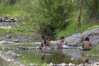 San Luis, Argentina.- En las fotos tomadas el 7 de febrero del 2023, muestra las calles en medio de la ola de calor que atraviesa el país. A una semana de que se desataran los calores extremos en el norte y centro del país, el Servicio Meteorológico Nacional (SMN) activó varias alertas amarillas por tormentas que afectarán a algunos sectores de las provincias de Buenos Aires, La Pampa, Río Negro, Mendoza, La Rioja, Catamarca, Salta y Jujuy. Asimismo, señalaron que, a excepción de Jujuy, Salta y Tucumán, en el resto norte y centro del país continuarán las altas temperaturas.