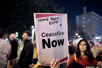 Tel Aviv, Israel.- In the photograph taken on February 24, 2024 in Tel Aviv, protesters are seen protesting against the war in the Gaza Strip. The objective of the demonstration was to lose the sequence of the clashes carried out in Gaza.